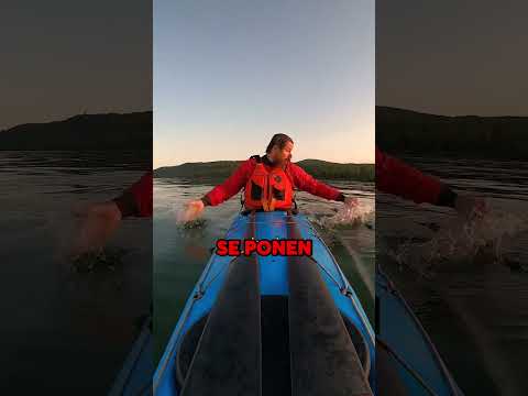 APRENDE cómo SALVAR tu VIDA en KAYAK ?‍♂️? #shorts #kayak #consejos #wow #vida thumbnail