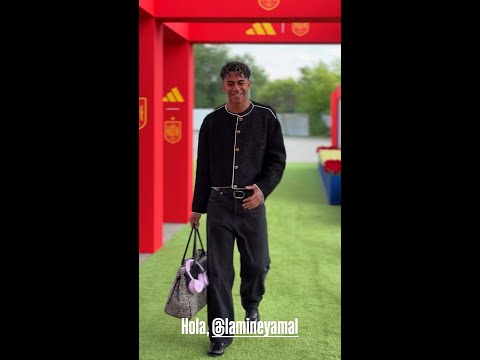 El OUTFIT de LAMINE YAMAL que ha acaparado las miradas de la CONCENTRACIÓN de ESPAÑA thumbnail