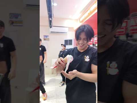 Working as a Icecream Scooper thumbnail