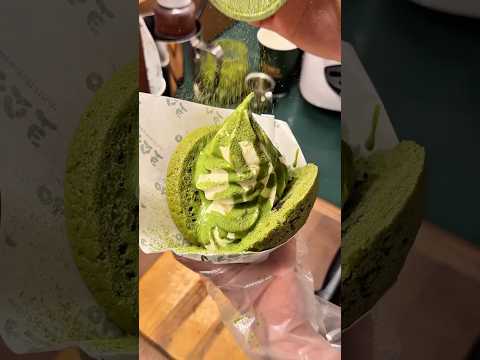 서울에서 메론빵 아이스크림을 주문하면 생기는 일 thumbnail