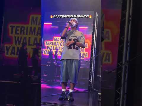 K.O.I in SOUNDCHECKING IN SINGPORE! thumbnail