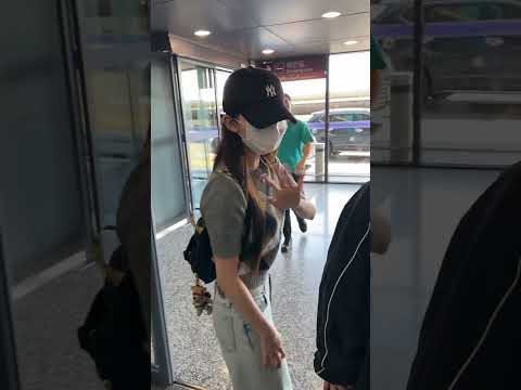 巧遇珠珠✈️珠珠抵達台灣了 #20260515 #fubonangels #李珠珢 #이주은 #cheerleader thumbnail