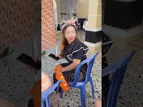 Vidio kocak dan gokil @nyaikembang1nyaikembang1 /makanya jangan ngeselin 😅 thumbnail