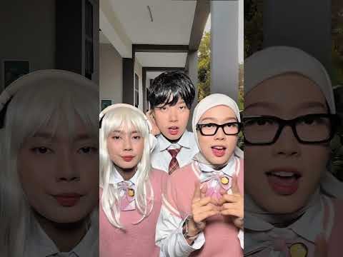 Tuti agak syok sama liriknya 🤣🤣 #fyp #pov #drama #auress #comedy thumbnail