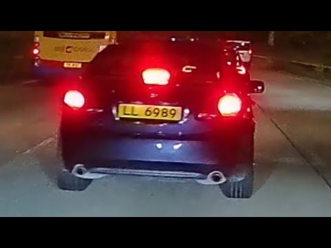 車CAM直擊 - LL6989 車住條女多兩匹 thumbnail