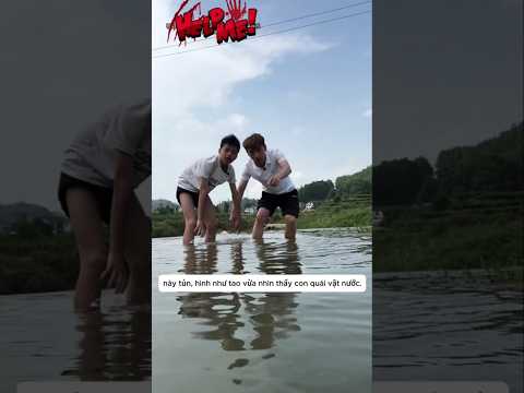 Cậu bé bắt gặp quái vật nước đáng sợ #shorts thumbnail