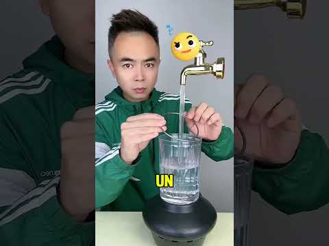 ¡El grifo está flotando en el aire! 🚰😲 thumbnail