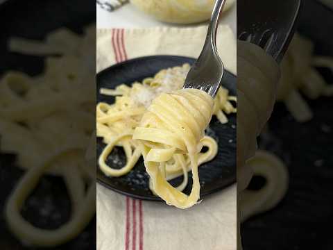 Pasta Alfredo thumbnail