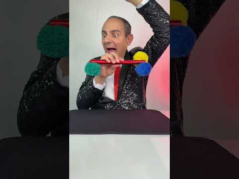 What? 😆 | Arnaldo Mangini #comedy #magic thumbnail
