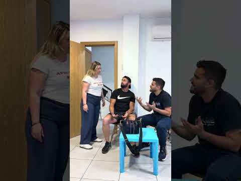 ✅Casi me pilla ,menos mal que tengo buenos amigos 😂😂😂 #marianoypunto #humor #comedia thumbnail