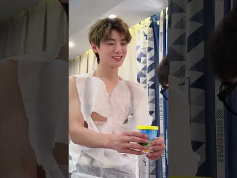 感觉您让生活更有爱 thumbnail