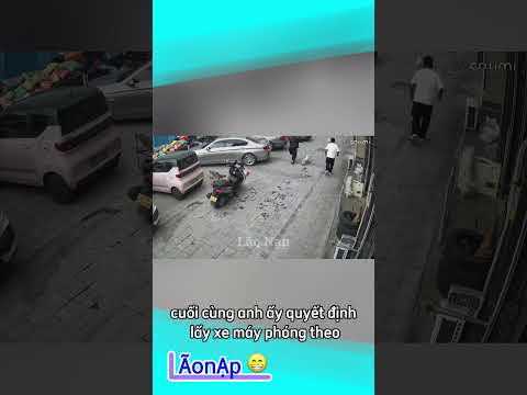 Ra ngoài nhớ đóng cửa 🤣 #laonap thumbnail
