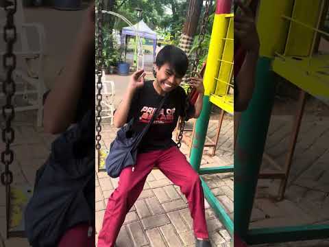 Raffi naik ayunan thumbnail