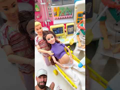 Barbie embarazada accidente toyśWorld-10 thumbnail