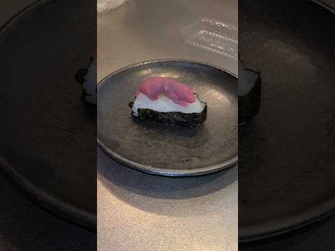 ちゅートロの握り / best sushi in Japan🇯🇵 #sushi thumbnail