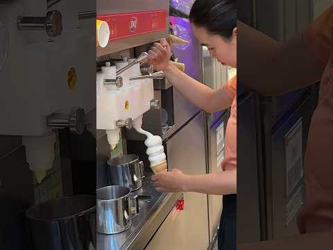 So cheap! Thai Girl Selling $1 Ice Cream thumbnail