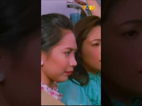 MRT Moments kasama si Sarah Geronimo! #shorts #movieclips #vivafilms thumbnail