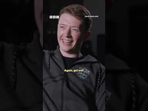 The Dear England cast plays Red Card Quickfire thumbnail