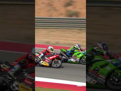Gerloff and Bautista duel it out in Race 2 🔥 | 2026 #AragonWorldSBK 🇪🇸 thumbnail