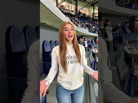 Ánimo chicas😅 Que bien bailan los de Real Madrid 💃🏻 #realmadrid #calentamiento #madrid #bernabeu thumbnail