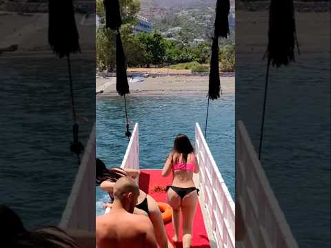 A Splendid Boat Trip - Aegean Sea - Cool Views thumbnail