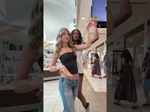 Loving this duo #embreighcourtlyn #kaliah #embreigh thumbnail