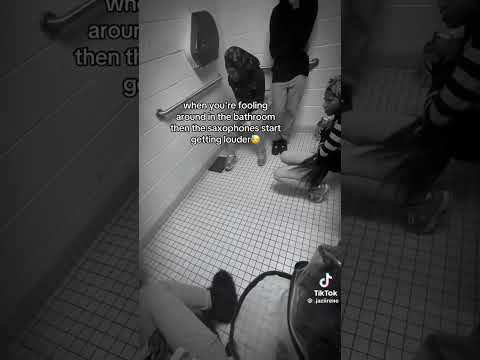 why this stall so big tho😞 #notmine #fyoupage #tiktok #relatable #trending thumbnail