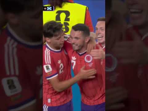 WIELKIE ZAMIESZANIE W POLU KARNYM I GOL DLA SZKOCJI! #FIFAWorldCupOnYT #SHORTS thumbnail