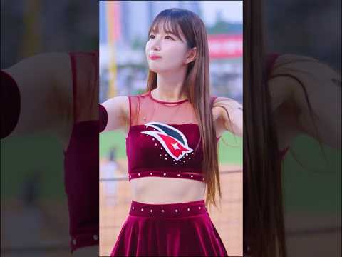입 삐죽 귀여워 김진아 치어리더 金吉娜 Kim Jina cheerleader ktwiz thumbnail