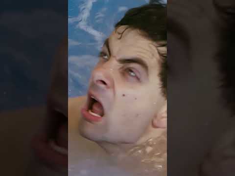 He Finally Fell Into the Water! #classicmrbean #britishcomedy #classicbean thumbnail