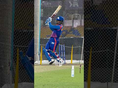He's used to hitting it ??????? ? | #MumbaiIndians #OneFamily #TATAIPL #KKRvMI thumbnail