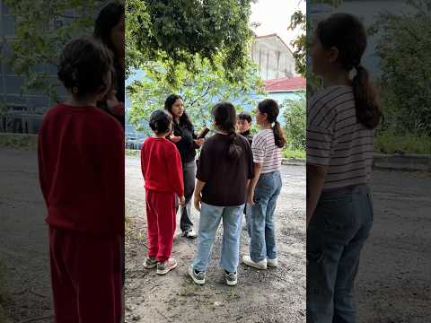 Sizde saçınıza şekil vermeyi seviyormusunuz #shortsvideo #youtubeshorts #trending #funny thumbnail