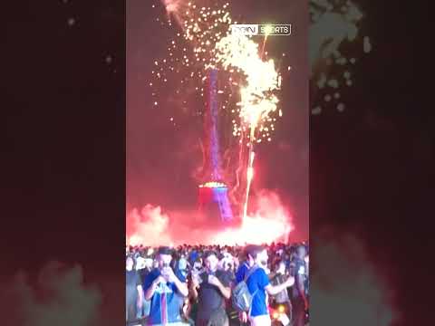 😍 La Tour Eiffel s'illumine pour fêter la 2ème étoile du PSG ! ⭐⭐ thumbnail