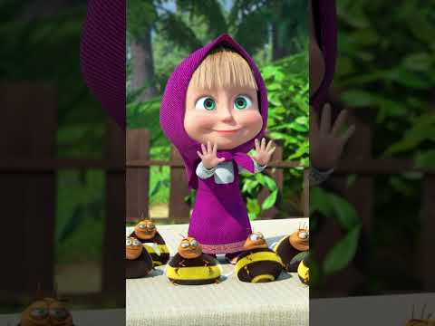 Primeira vez praticando esportes 👟🌟 #shorts #mashaeourso #Melhorseexercitar #mashaandthebear #kids thumbnail