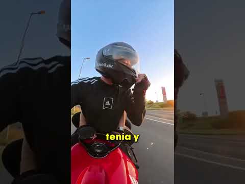 SU NOVIA PERDIÓ SU CELULAR!! 😂 thumbnail