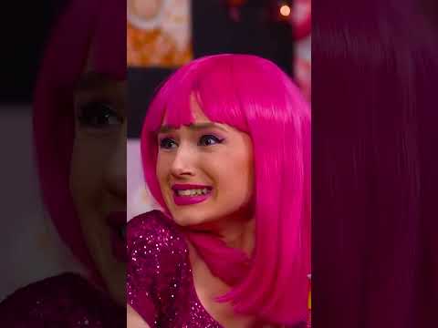 Black vs Pink food challenge #funny #food #ratata thumbnail