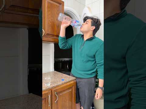 مين بيعمل كده 😂 thumbnail