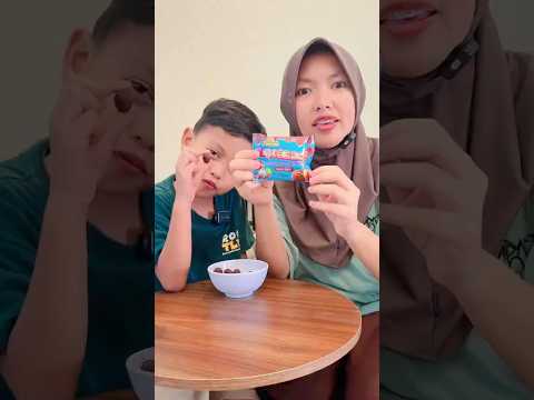 Challenge coklat tebak warna deffan bareng  mama⁉️|| Deffan Yeye Chanel || #shorts thumbnail
