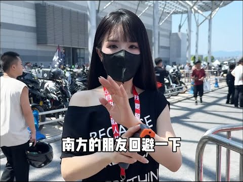 有没有北方穿棉衣开暖气的朋友真实一下？到底是不是真的穿棉衣了？？ thumbnail