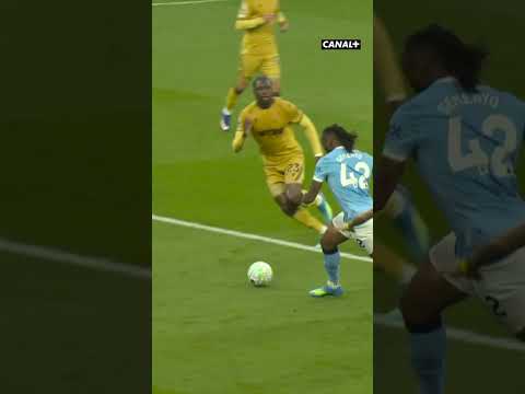 TOP ASYSTA FODENA! ?? 2 GOLE MAN CITY Z CRYSTAL PALACE! #premierleague #piłkanożna thumbnail