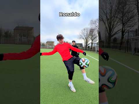 INSANE PRO FOOTBALLER IN GAME SKILLS!! thumbnail
