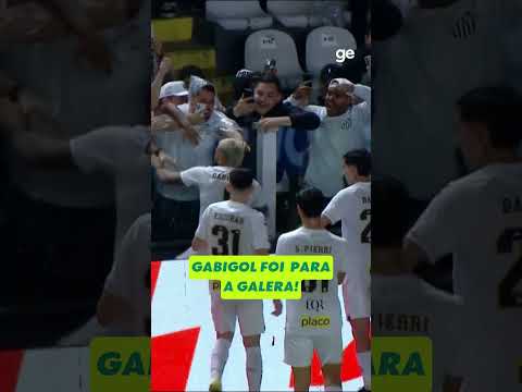 GABIGOL MARCOU O TERCEIRO GOL DO SANTOS E FOI PRA JUNTO DA TORCIDA | #shorts | ge.globo thumbnail