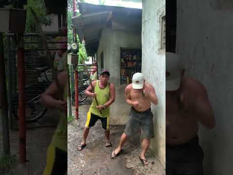Nadulas pa pero laban lang para di mahuli HAHA #funny #comedy thumbnail