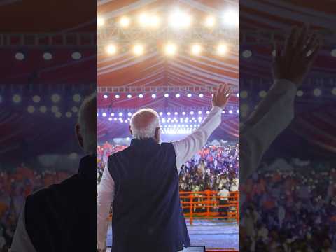 PM Modi receives an ecstatic welcome in Hyderabad | #shorts thumbnail