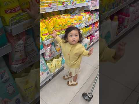HH TERNYATA ITU TUJUANNYAAA! #piuwfamily #funny #familychannel #familyvideo #familyvlog #challenge thumbnail