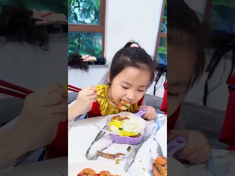 路飞给小孩做了个好榜样#海贼王 #路飞 thumbnail