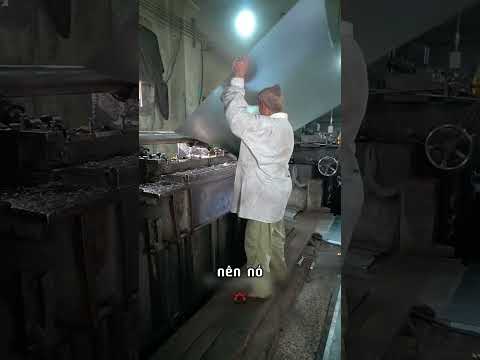 LƯỚI KIM LOẠI ĐƯỢC TẠO RA THẾ NÀO? 🧐 | Đế Chế Công Nghệ thumbnail