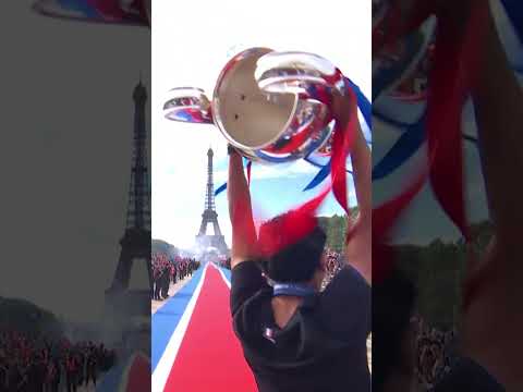 It stays home! 🏆🔴🔵 thumbnail