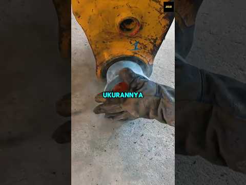 Saat Logam Dipaksa Masuk ke Lubang yang Terlalu Kecil thumbnail