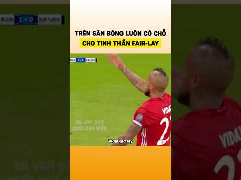 Trên sân bóng luôn có chỗ cho tinh thần Fair-play thumbnail